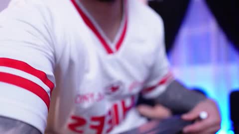 Snapshot of maximo_rodriguez chatting on February 2026 05:06:01 AM Maximo online show from February 2026 05:06:01 AM