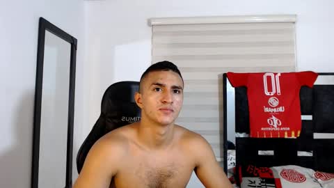 Maximo Sebastian online show from June 2026 01:07:02 AM