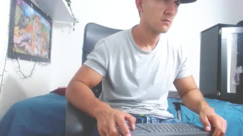 maximo_ston online show from April 2026 12:57:01 AM