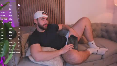 Maximo Wolf online show from April 2026 07:51:02 PM