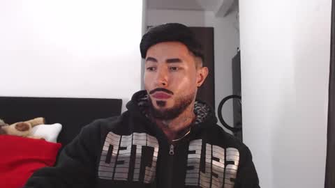 Snapshot of maximus_golden chatting on June 2026 02:47:01 AM Independent Model online show from June 2026 02:47:01 AM