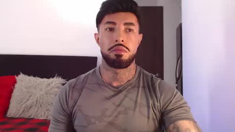 Snapshot of maximus_golden chatting on June 2026 02:35:01 AM Independent Model online show from June 2026 02:35:01 AM
