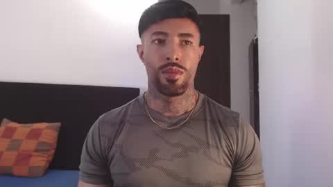 Snapshot of maximus_golden chatting on July 2026 02:48:02 AM Independent Model online show from July 2026 02:48:02 AM