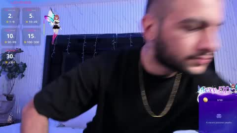 Snapshot of maximusclark1_ chatting on April 2026 12:06:01 PM Maximus online show from April 2026 12:06:01 PM