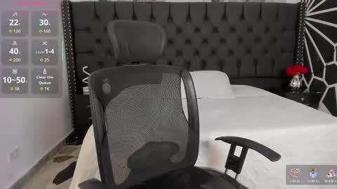 Snapshot of maximusclark1_ chatting on May 2026 12:35:01 PM Maximus online show from May 2026 12:35:01 PM