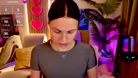 Snapshot of maxincarroll chatting on July 2026 10:21:01 AM MaxinCarroll online show from July 2026 10:21:01 AM