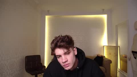 MaxKaiden online show from February 2025 07:32:02 AM