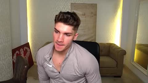 MaxKaiden online show from October 2025 04:44:02 AM