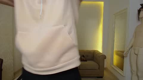 MaxKaiden online show from November 2025 05:35:02 AM