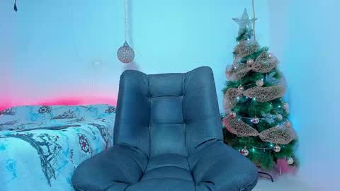 MAX online show from December 2024 09:48:01 PM