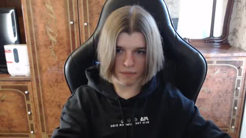 Max online show from January 2025 11:56:02 AM