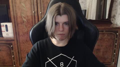 Max online show from January 2025 08:07:01 PM