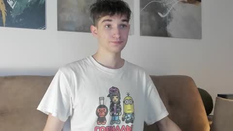 Snapshot of maxwellchik chatting on September 2025 07:24:02 PM maxwellchik online show from September 2025 07:24:02 PM