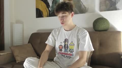 Snapshot of maxwellchik chatting on October 2025 03:40:01 PM maxwellchik online show from October 2025 03:40:01 PM