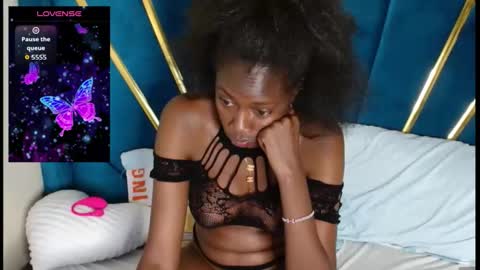 maxxinepetite online show from November 2025 10:12:01 PM