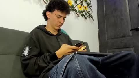 Max online show from February 2026 02:24:01 AM