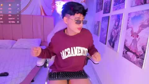 Adrian  online show from September 2025 01:05:02 PM