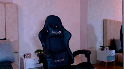 may lyonheart online show from July 2026 01:08:01 AM