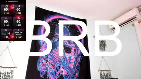 Snapshot of maya__fox chatting on February 2025 03:50:01 AM OF mayitta19 online show from February 2025 03:50:01 AM