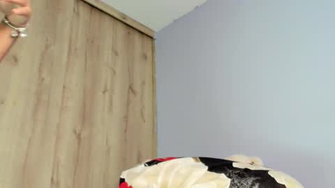 Snapshot of maya__fox chatting on January 2026 09:35:02 PM OF mayitta19 online show from January 2026 09:35:02 PM