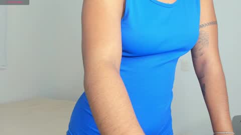 Snapshot of maya__fox chatting on May 2026 12:29:01 AM OF mayitta19 online show from May 2026 12:29:01 AM