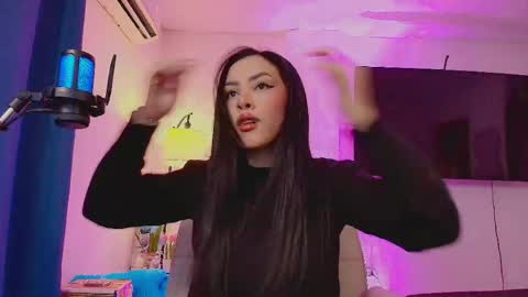 Snapshot of maya_blue_ chatting on May 2026 08:16:02 PM Maya online show from May 2026 08:16:02 PM
