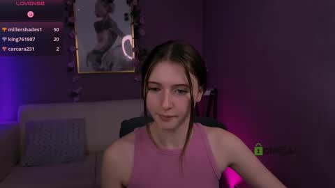 Snapshot of maya_crystal chatting on January 2026 01:13:02 PM Maya online show from January 2026 01:13:02 PM