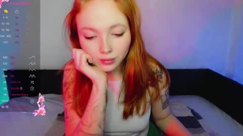 Snapshot of maya_light chatting on February 2025 01:58:01 AM Maya online show from February 2025 01:58:01 AM