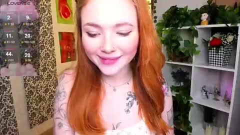 Snapshot of maya_light chatting on March 2025 08:05:01 AM Maya online show from March 2025 08:05:01 AM