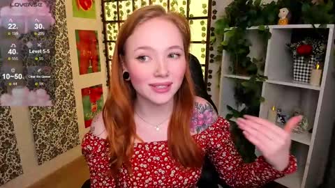 Snapshot of maya_light chatting on March 2025 08:02:02 AM Maya online show from March 2025 08:02:02 AM