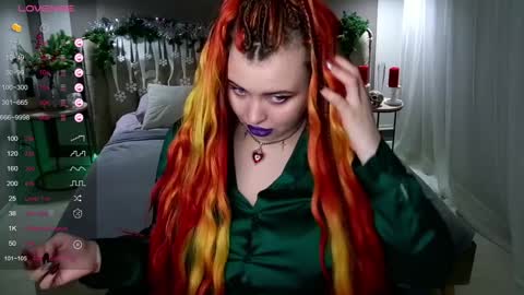 Snapshot of maya_mils chatting on January 2025 01:03:01 AM Maya Mils online show from January 2025 01:03:01 AM