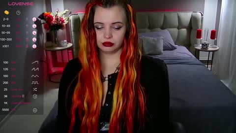 Snapshot of maya_mils chatting on January 2025 01:10:02 AM Maya Mils online show from January 2025 01:10:02 AM