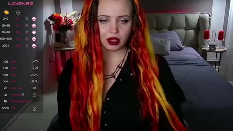 Snapshot of maya_mils chatting on January 2025 04:23:02 AM Maya Mils online show from January 2025 04:23:02 AM