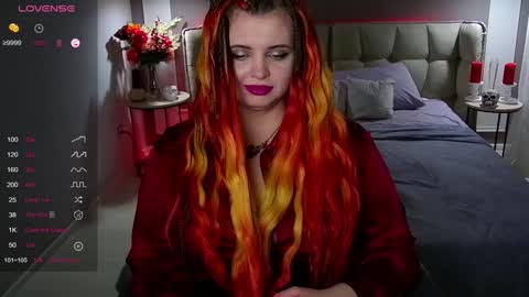 Snapshot of maya_mils chatting on January 2025 04:20:01 AM Maya Mils online show from January 2025 04:20:01 AM