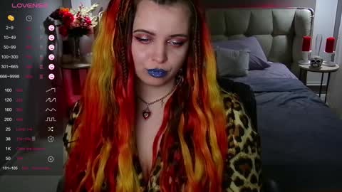 Snapshot of maya_mils chatting on January 2025 04:36:02 AM Maya Mils online show from January 2025 04:36:02 AM