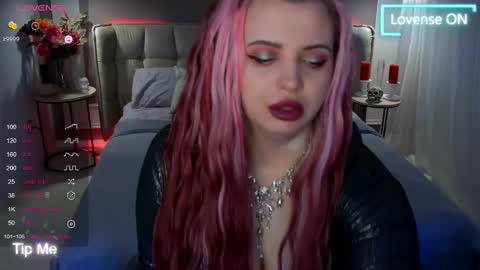 Snapshot of maya_mils chatting on March 2025 01:05:01 AM Maya Mils online show from March 2025 01:05:01 AM