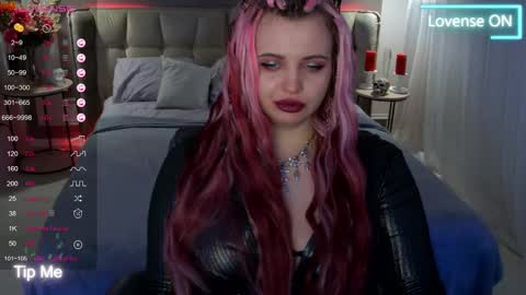 Snapshot of maya_mils chatting on March 2025 07:58:02 AM Maya Mils online show from March 2025 07:58:02 AM