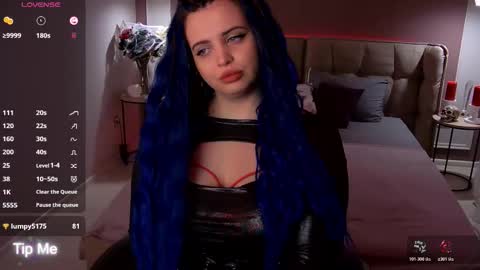 Snapshot of maya_mils chatting on November 2025 01:48:01 AM Maya Mils online show from November 2025 01:48:01 AM