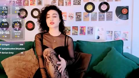 Maya online show from April 2026 02:57:01 PM