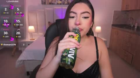 Maya vexx online show from January 2026 09:05:02 PM