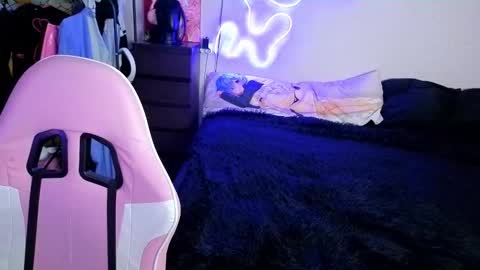 Maya Viola online show from October 2025 05:59:01 AM