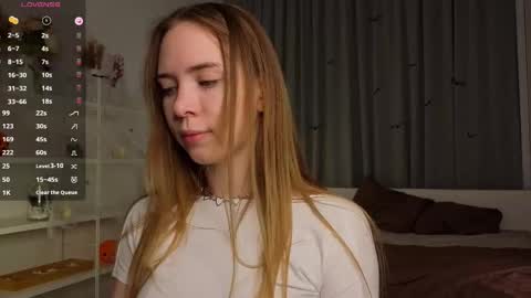 My name is Kara  online show from November 2025 08:32:01 PM