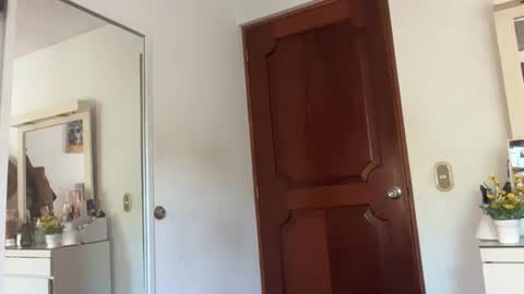 Snapshot of mayahere chatting on March 2026 05:39:01 PM Maya online show from March 2026 05:39:01 PM