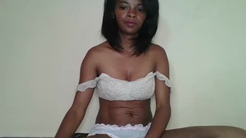 mayalabelle online show from November 2025 05:18:01 AM