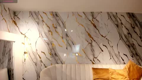 Snapshot of mayamoretti chatting on February 2026 03:43:01 AM Maya online show from February 2026 03:43:01 AM