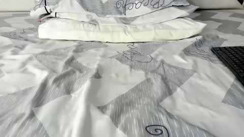 Maybelline69 online show from October 2025 11:23:01 PM