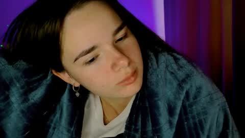 Snapshot of maybloom_ chatting on May 2026 05:04:01 AM maybloom_ online show from May 2026 05:04:01 AM