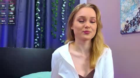 Snapshot of maydaguy chatting on November 2025 04:59:02 AM Megan online show from November 2025 04:59:02 AM