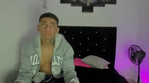 maykel_and_mike online show from November 2025 09:44:02 AM