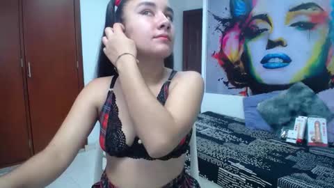 Maylin  online show from February 2026 07:07:01 PM